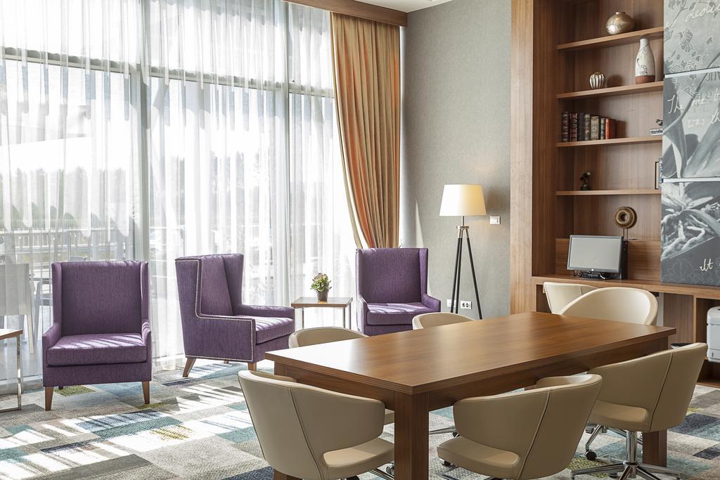 Hampton By Hilton Kocaeli Symbol Hotel Exterior photo