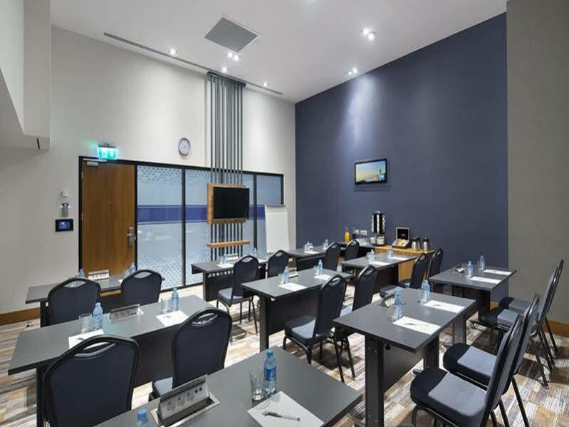 Hampton By Hilton Kocaeli Symbol Hotel Exterior photo